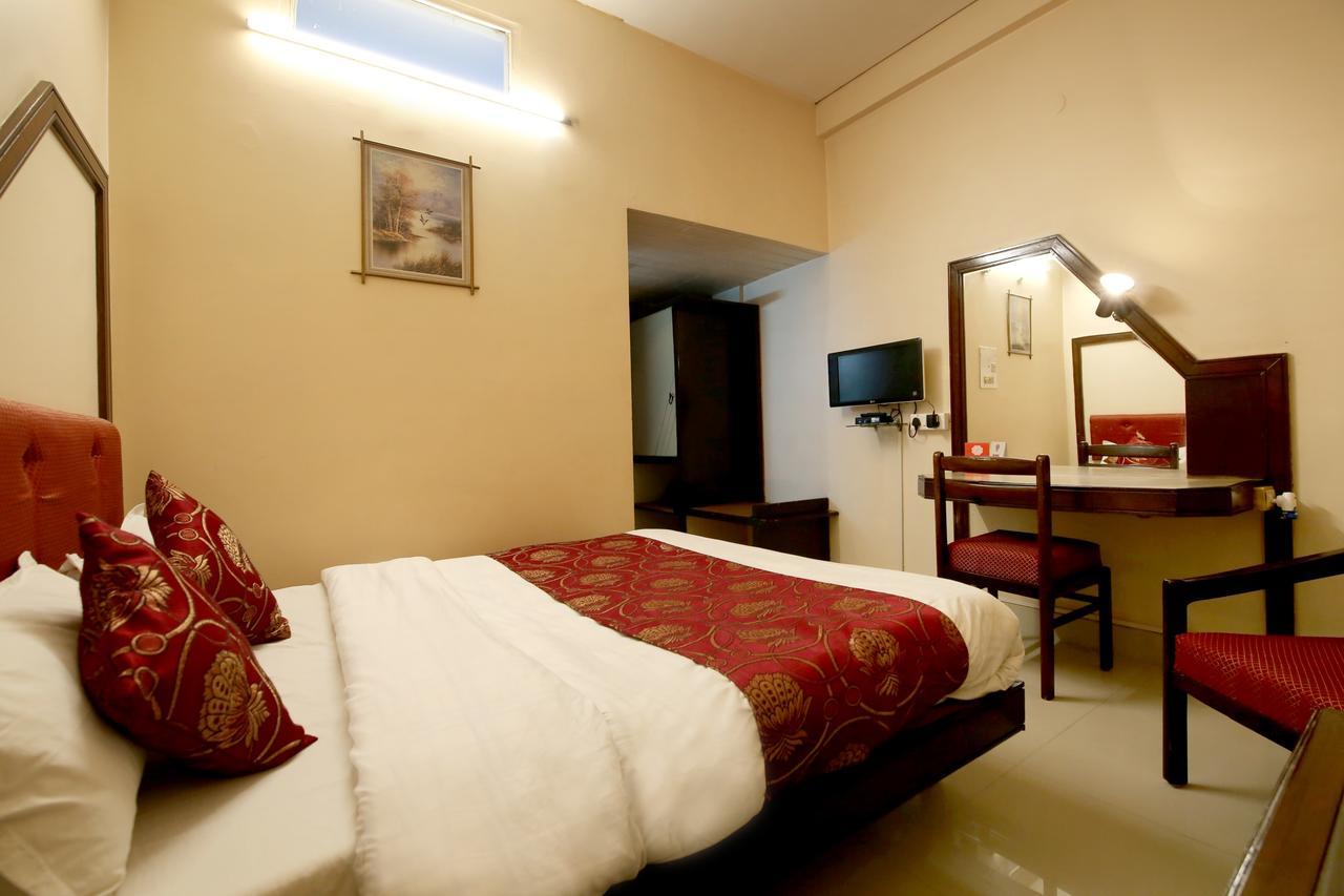 Oyo 9757 Hotel Siddharth Jabalpur Bagian luar foto