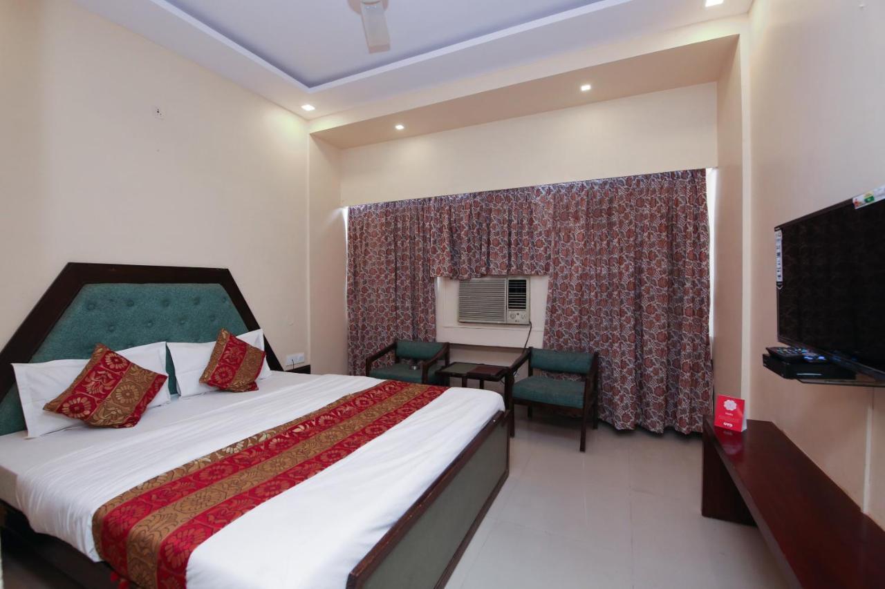 Oyo 9757 Hotel Siddharth Jabalpur Bagian luar foto